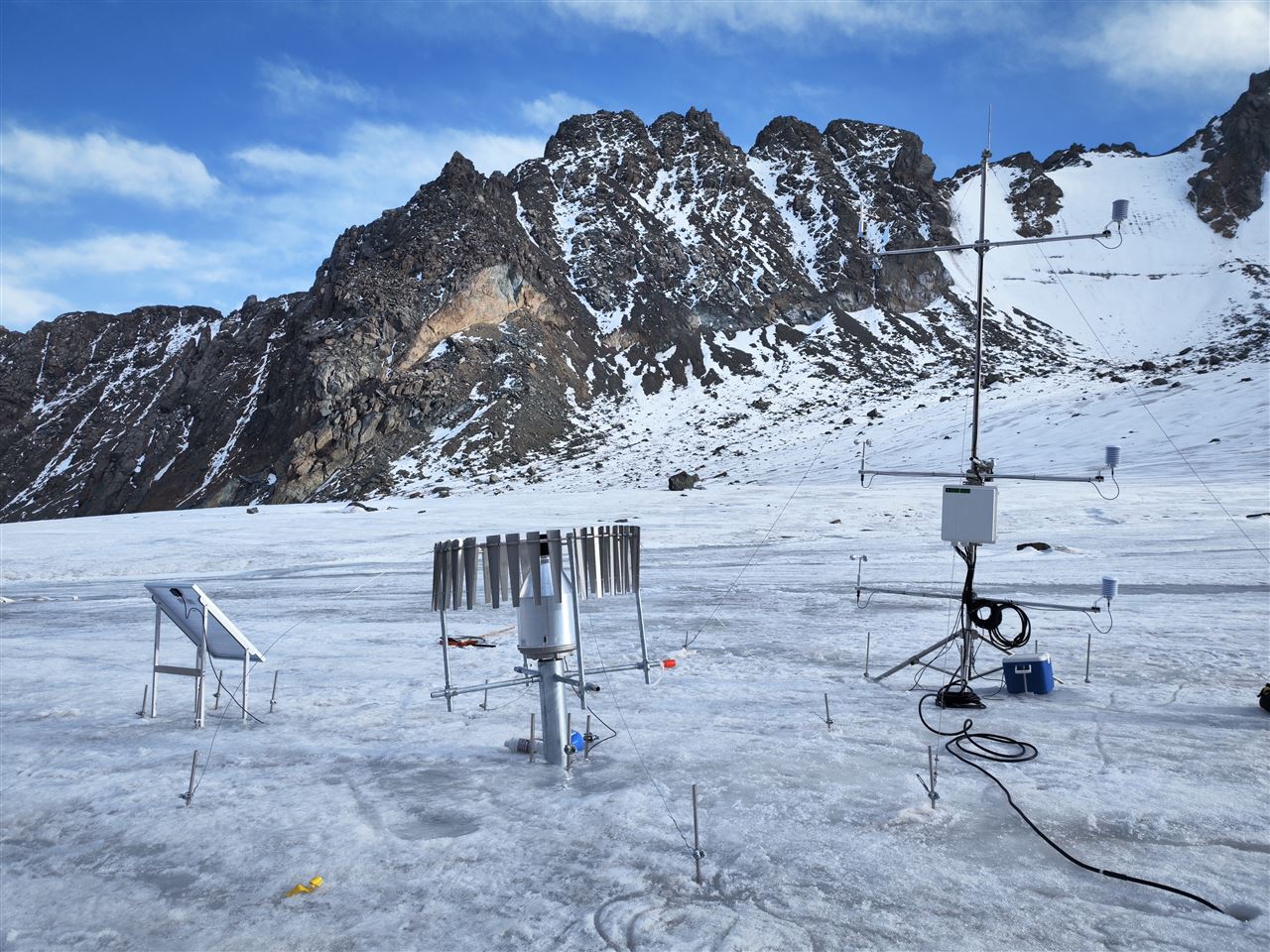 案例分享 | 冰川之巔的“科學哨站”，擺浪河21號冰川觀測站投入運行