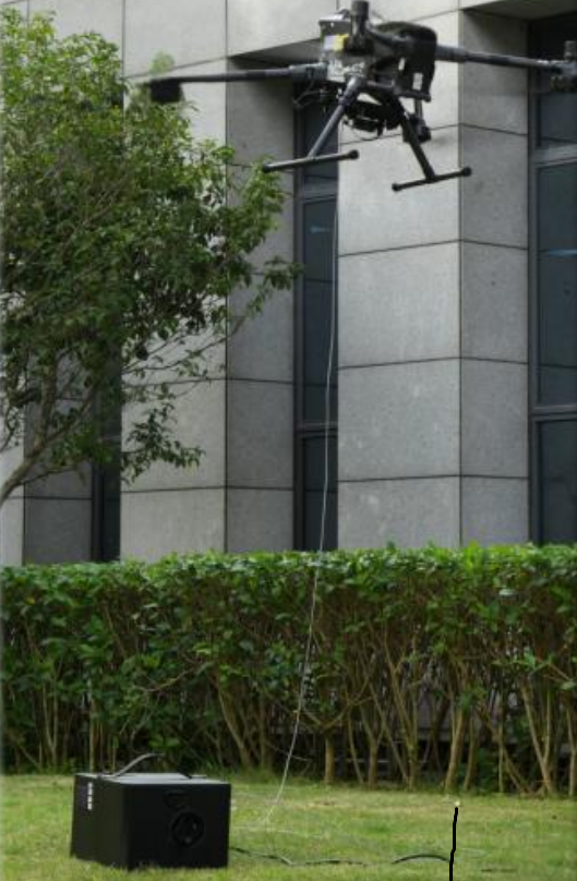 經緯M400大疆系留照明無人機